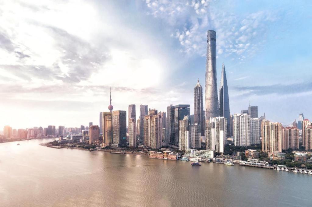 Shell Oriental Pearl Tower Century Avenue Metro Station 2*